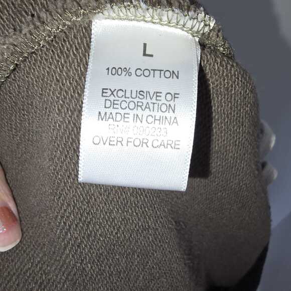 Fear of God Essentials FOG Sweat Shorts Size L Olive Taupe Zip Pocket Fleece - Picture 7 of 7